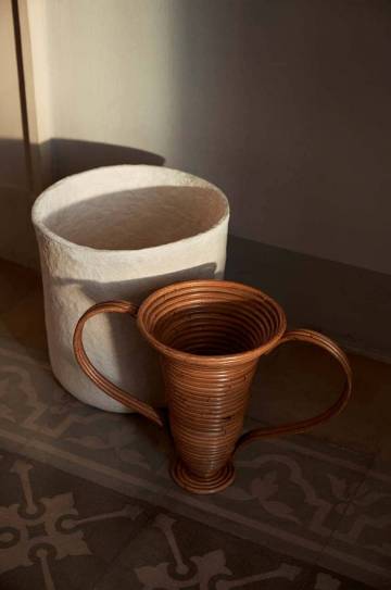 Декоративная ваза ferm LIVING Amphora Декоративная ваза ferm LIVING Amphora