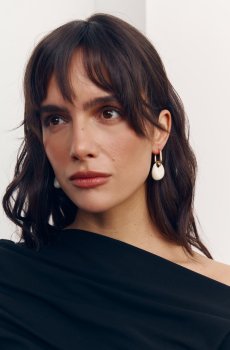 Молочні сережки з підвіскою