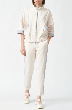 Cпортивный костюм