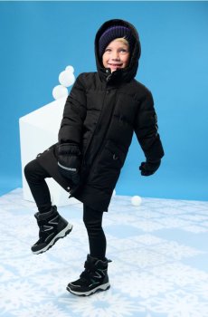 Стьобане пальто з капюшоном - чорний