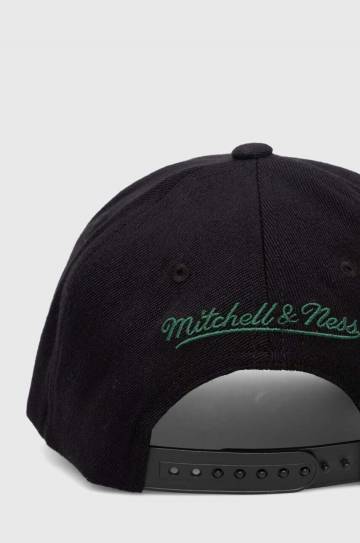 Кепка из смесовой шерсти Mitchell&Ness NBA MILWAUKEE BUCKS цвет чёрный с аппликацией Кепка из смесовой шерсти Mitchell&Ness NBA MILWAUKEE BUCKS цвет чёрный с аппликацией