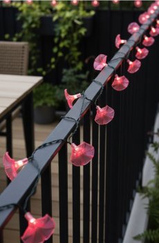 Сонячна LED-гірлянда у формі квітів - фуксія