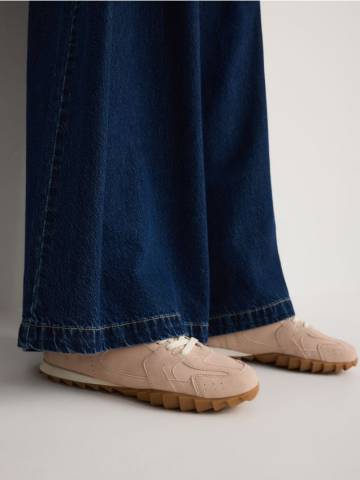 Reserved - Кросівки з імітації замші - пастельний рожевий - 094CQ-03X