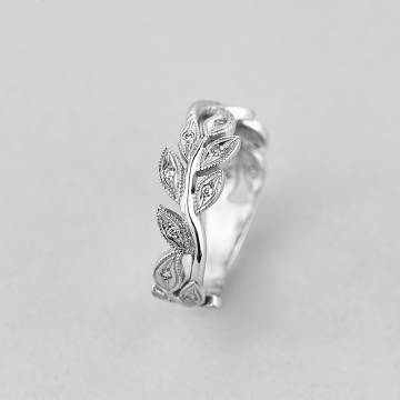 Серебряное кольцо Minimal 1302p-18 18 Серебряное кольцо Minimal 1302p-18 18