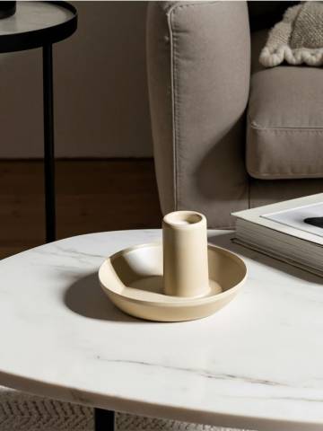 Металевий свічник - кремовий