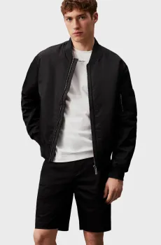 Мужские черные шорты SATEEN STRETCH REGULAR STRAIGHT Черный S Calvin Klein K10K112831