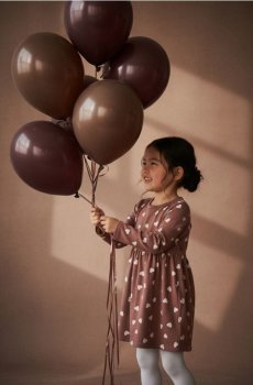 Сукня з принтом сердець - коричневий