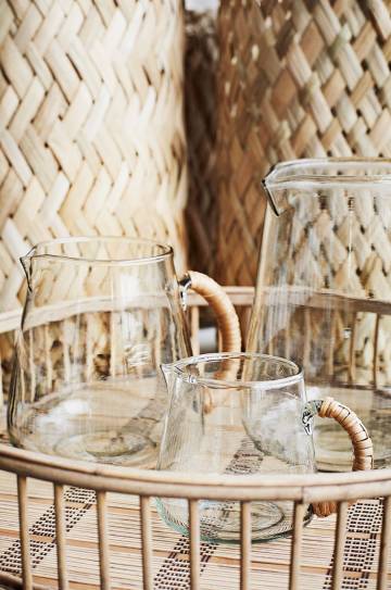 Madam Stoltz Кувшин