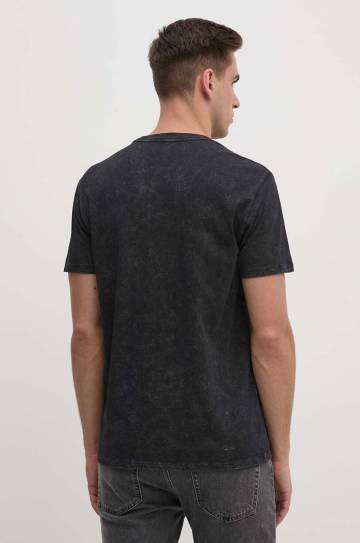 Хлопковая футболка Guess мужская цвет чёрный с принтом M4YI79 K9RM1 Хлопковая футболка Guess мужская цвет чёрный с принтом M4YI79 K9RM1