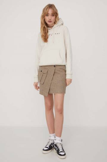 Кофта Tommy Jeans женская цвет бежевый с капюшоном с аппликацией DW0DW17324 Кофта Tommy Jeans женская цвет бежевый с капюшоном с аппликацией DW0DW17324