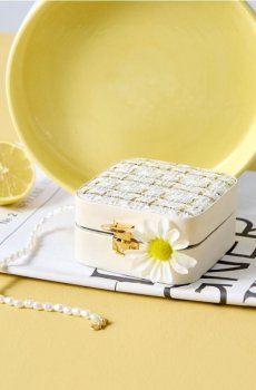 Органайзер для прикрас з тканинним переднім панелем - кремовий