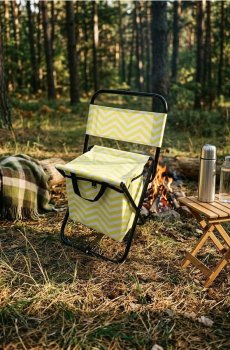 Стілець туристичний - жовтий