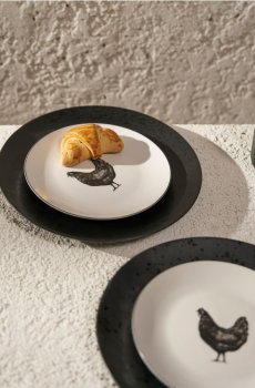 Набір керамічних тарілок із мотивом курки 2-pack - білий