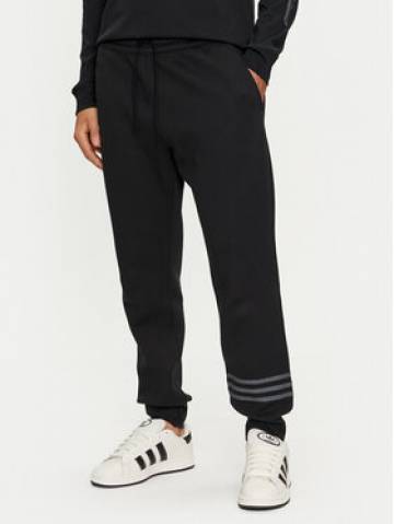 adidas Спортивні штани Street Neuclassics IS2812 Чорний Regular Fit adidas Спортивні штани Street Neuclassics IS2812 Чорний Regular Fit
