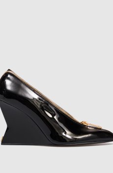 Черные кожаные лакированные туфли