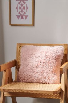 Декоративна подушка - пастельний рожевий