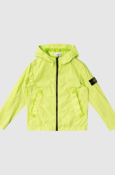 Детская зеленая куртка с логотипом