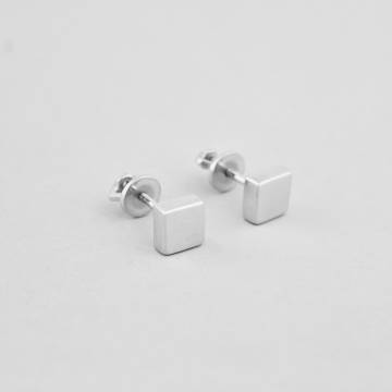 Серебряные серьги Minimal 20117р Серебряные серьги Minimal 20117р