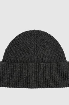 Серая шапка из кашемира