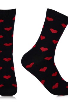 Носки женские AmiGA классические, сердца, черные, размер 23-25