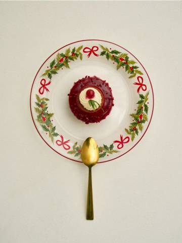 Тарілка - червоний