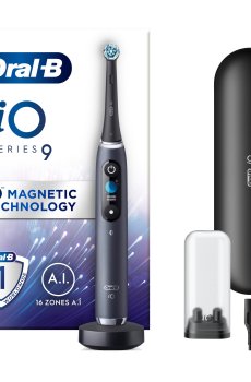 Электрическая зубная щетка Oral-B iO Серия 9 черная, с футляром, 1 шт.