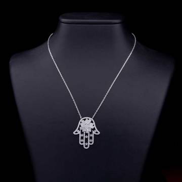 Серебряное колье "Хамса" с фианитами 18380 Серебряное колье "Хамса" с фианитами 18380