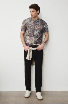 Футболка Medicine