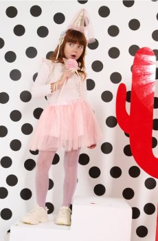 Карнавальний костюм з аксесуарами - пастельний рожевий