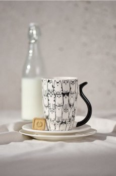 Керамічна чашка з мотивом птаха - різнобарвний