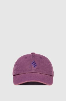 Фиолетовая кепка с вышивкой эмблемы