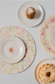 Плетена кругла підставка на стіл з квітковим візерунком - різнобарвний