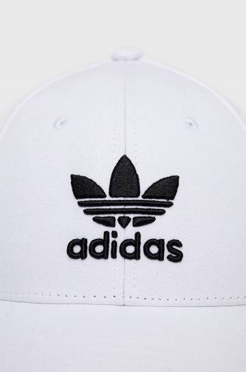 Хлопковая кепка adidas Originals цвет белый с аппликацией FJ2545-WHT/BLK Хлопковая кепка adidas Originals цвет белый с аппликацией FJ2545-WHT/BLK