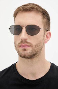 Солнцезащитные очки Ray-Ban