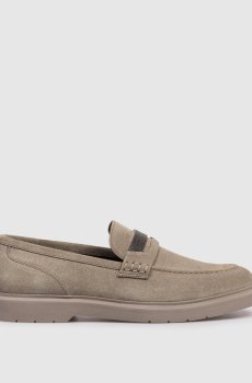 Замшевые лоферы цвета хаки