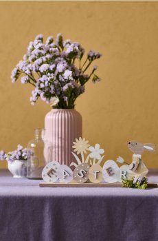 Великодня стояча декорація з яйцями, квітами та зайцем - різнобарвний