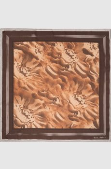 Коричневый платок из шелка в цветочный принт