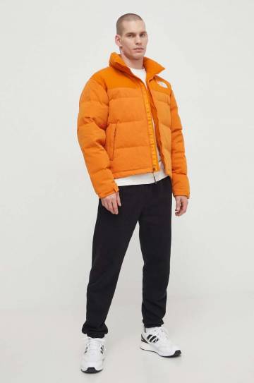 Пуховая куртка The North Face цвет оранжевый зимняя Пуховая куртка The North Face цвет оранжевый зимняя