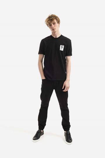 Хлопковая футболка Neil Barett Flag Bolt цвет чёрный с принтом BJT068S.S536S.1118-black Хлопковая футболка Neil Barett Flag Bolt цвет чёрный с принтом BJT068S.S536S.1118-black