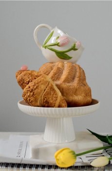 Горнятко з тюльпановим мотивом - різнобарвний