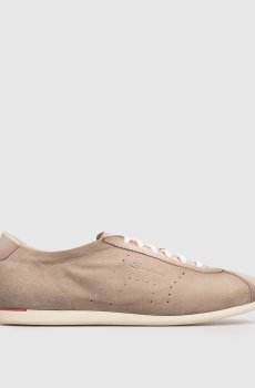 Бежевые замшевые кроссовки с перфорацией