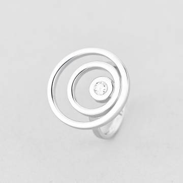 Серебряное кольцо Minimal 19232р-18 18 Серебряное кольцо Minimal 19232р-18 18