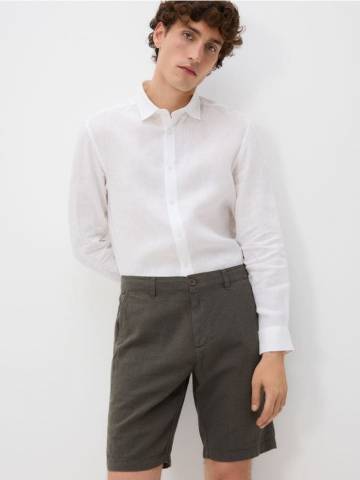 Reserved - Шорти regular з додаванням льону - пильно-зелений - 9331N-97X