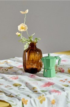 Скатертина з квітковим мотивом - білий