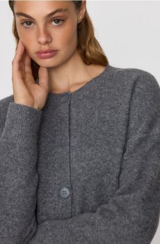 Reserved - Кофта із опущеною лінією плечей - середньо-сірий - 275GP-85M