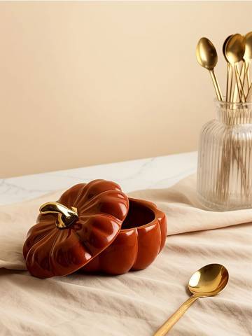 Контейнер - помаранчевий