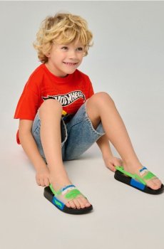 Тапочки, що світяться в темряві Hot Wheels - різнобарвний