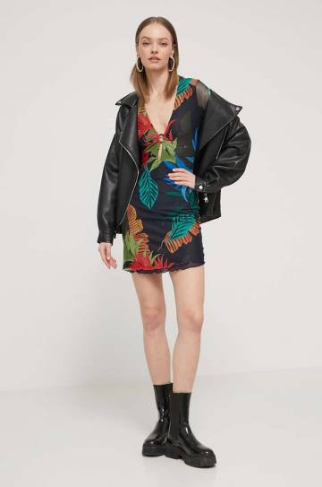 Платье Desigual FUNNY mini облегающее 24SWMK20 Платье Desigual FUNNY mini облегающее 24SWMK20