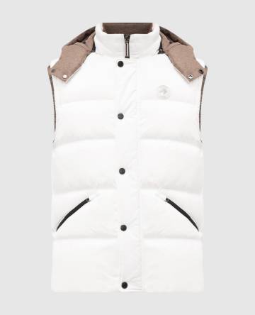 Белый пуховый жилет с фактурным логотипом