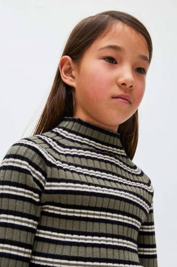 Детский свитер Mayoral цвет зелёный лёгкий